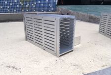 為什么上海客戶舍近求遠選擇led料盒廠家東虹鑫