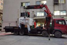 晶圓料盒廠引進(jìn)大行程精密加工設(shè)備，批量定制交貨更快