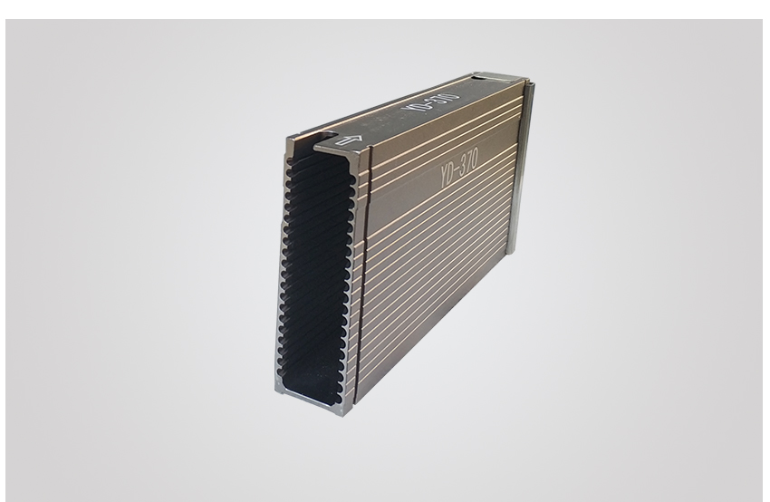 T0220封裝料盒開(kāi)口處實(shí)拍 T0220封裝料盒開(kāi)口處實(shí)拍