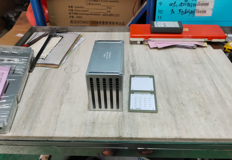 COB封裝焊線(xiàn)料盒.jpg COB封裝焊線(xiàn)料盒.jpg