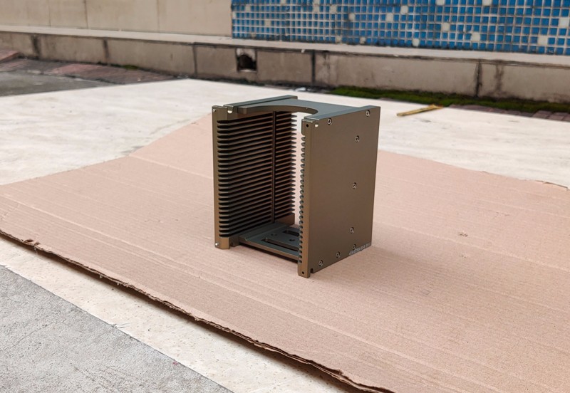 芯片盒.jpg 芯片盒.jpg